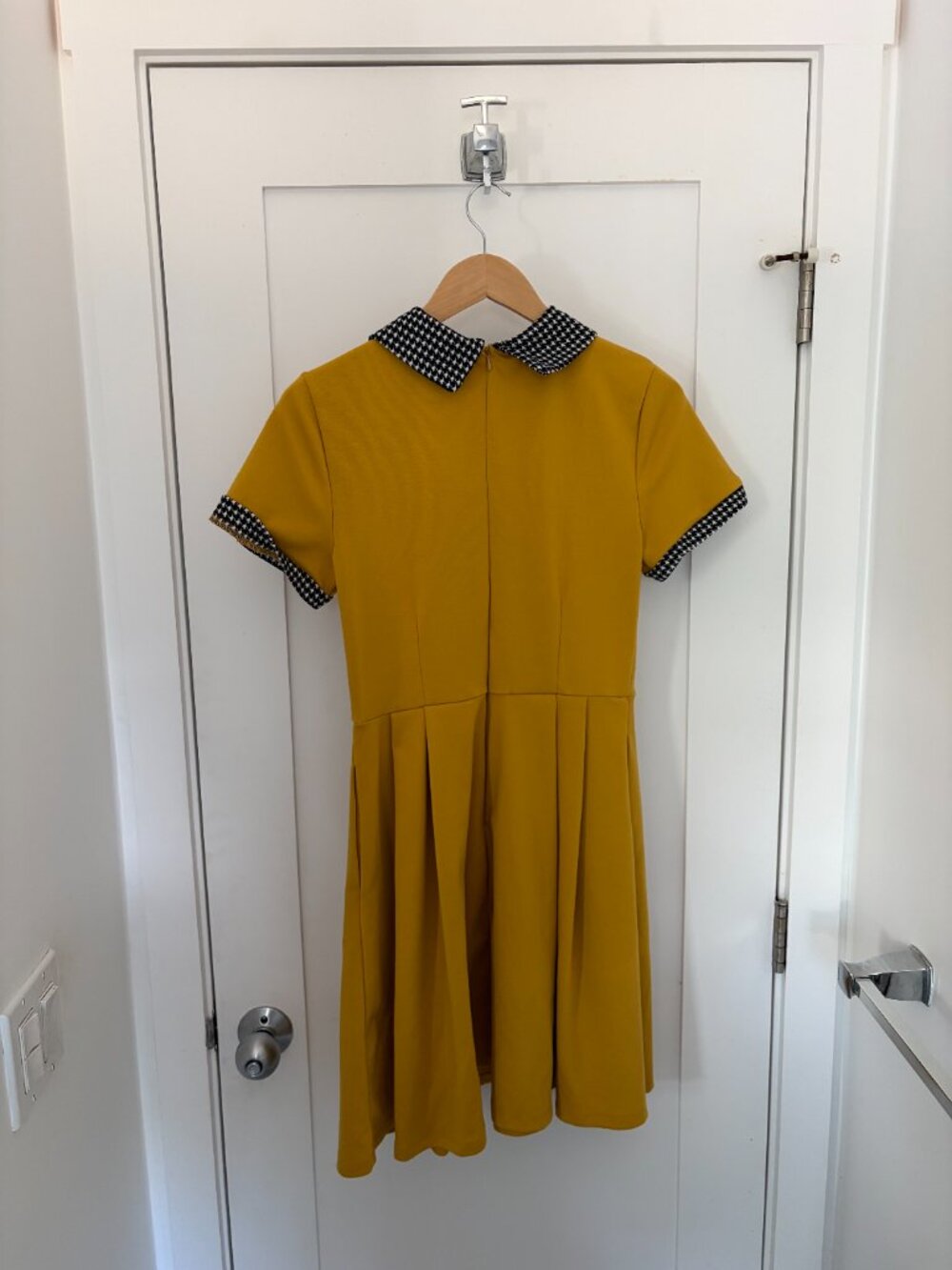 1950s Smak Parlour M Retro Rockabilly Modcloth Dress, Mustard/Houndstooth Collar - Picture 6 of 6